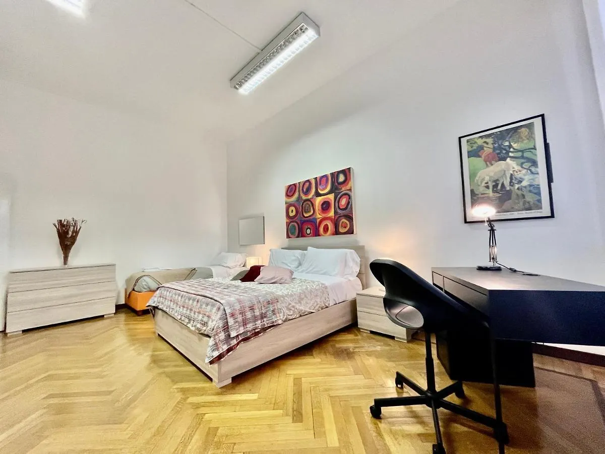 Central Apartment Milán Italia