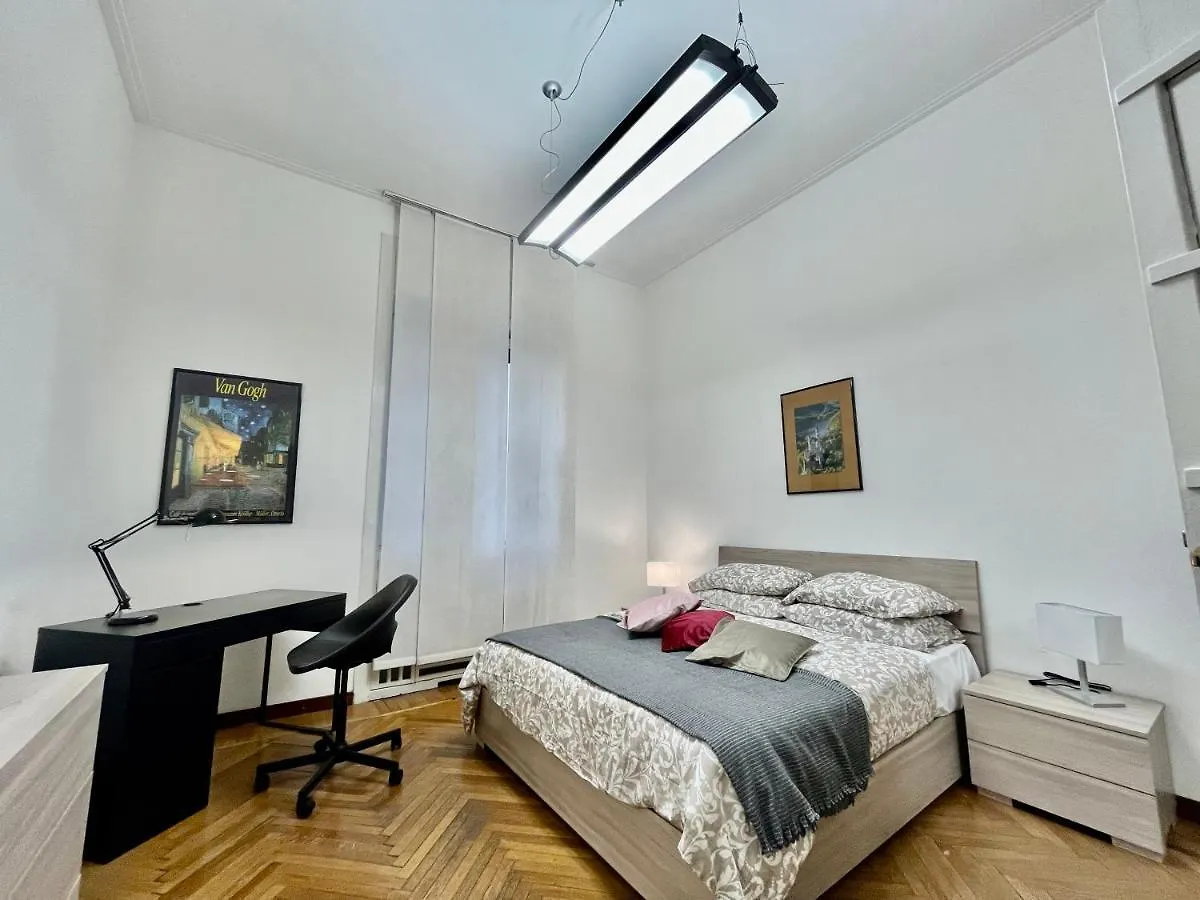 Central Apartment Milán 0*,  Italia