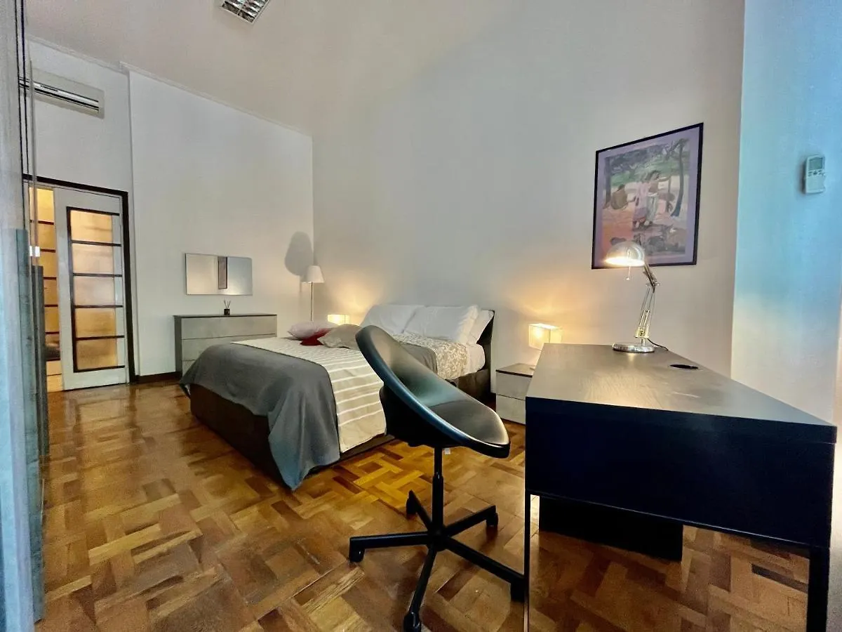 Central Apartment Milán 0*,  Italia